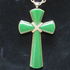 Avon Juliet Cross Pendant Necklace